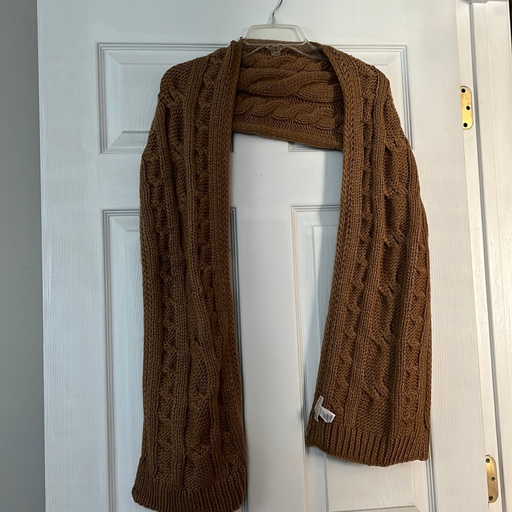 Michael kors cable knit scarf